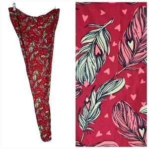 LuLaRoe TC (12-22) Red Feathers Butter Soft Legging Heart Love Plus Size Stretch